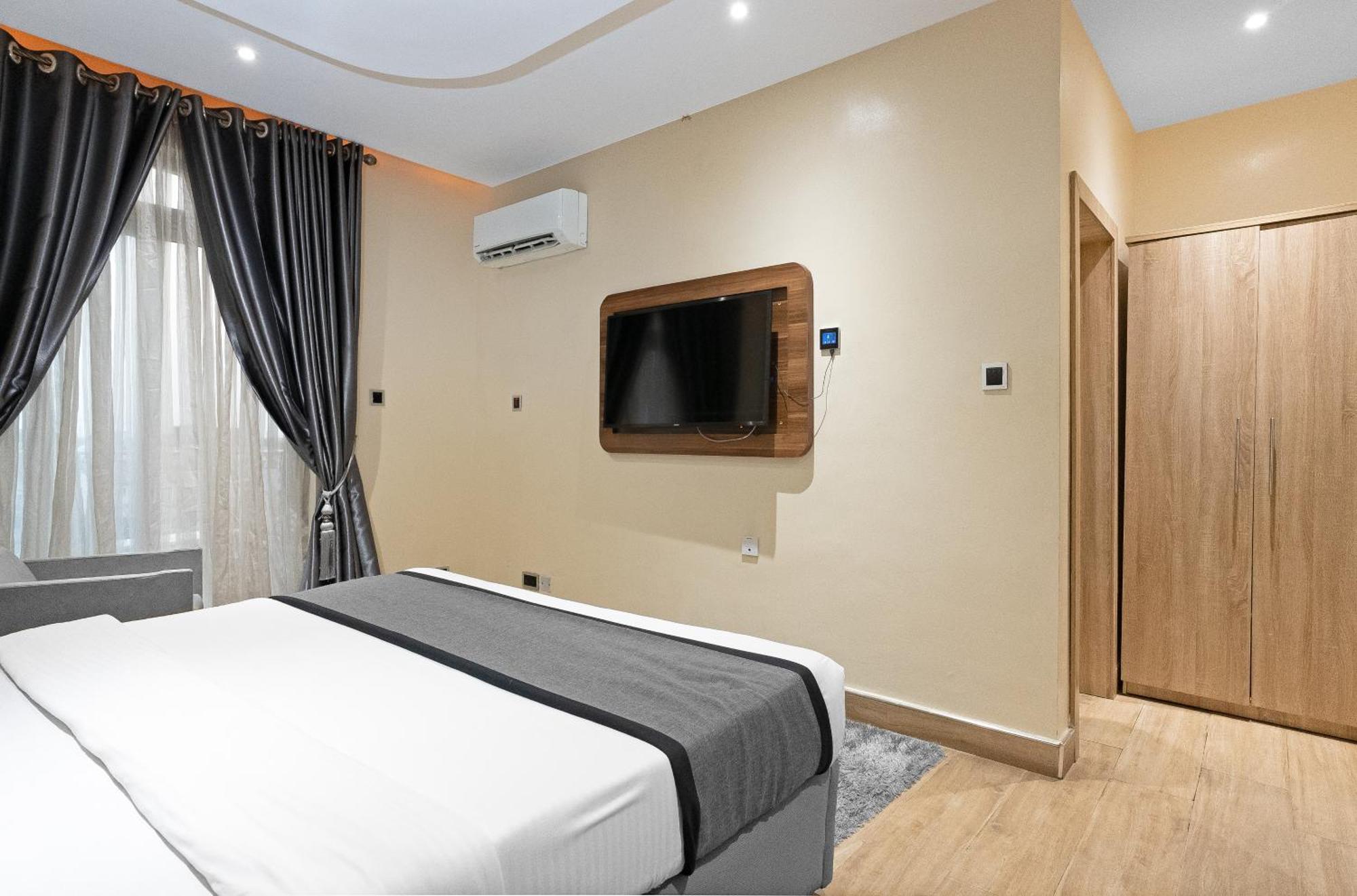 Watercress Hotels And Event Ikeja Exterior foto